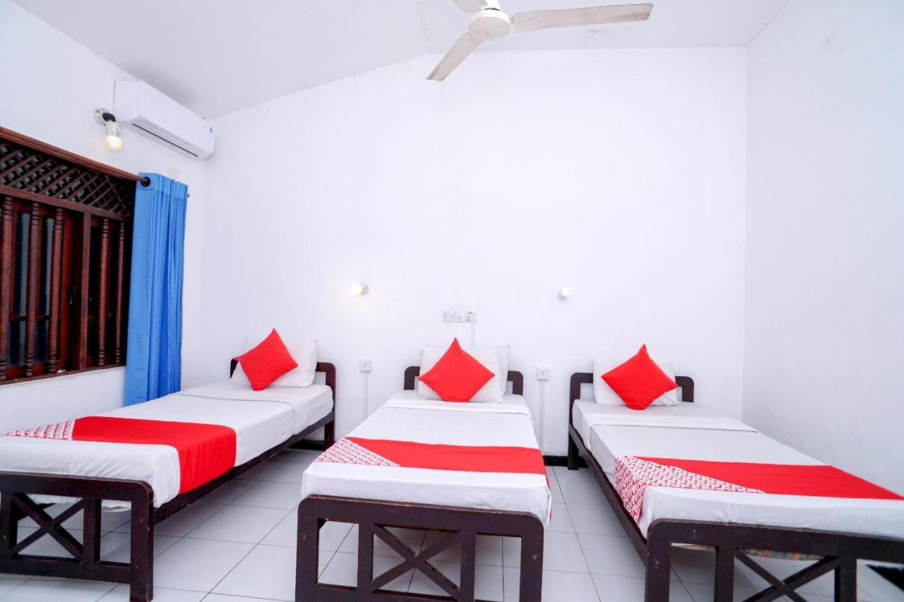 Oyo 384 Dilena Beach Resort 우나와투나 외부 사진
