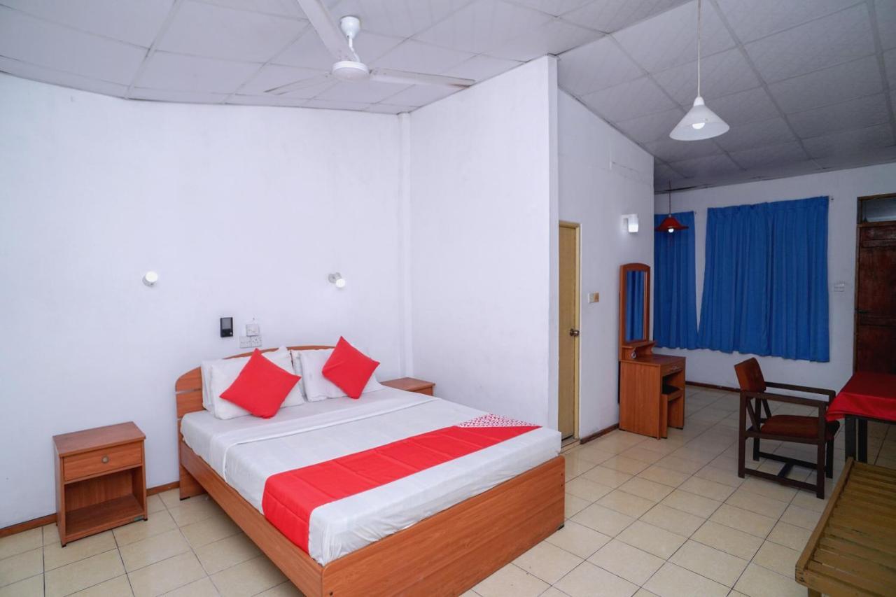 Oyo 384 Dilena Beach Resort 우나와투나 객실 사진
